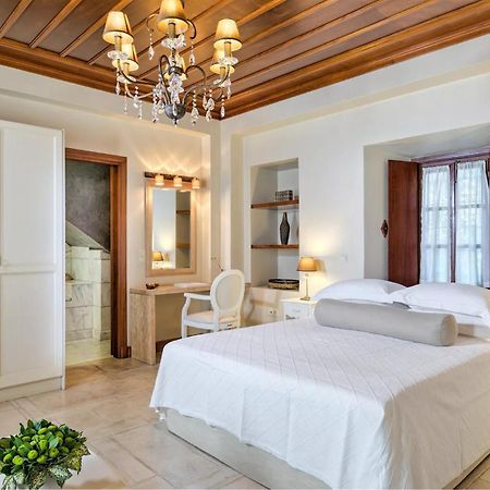 Mare Monte Luxury Suites Spétses Exteriör bild